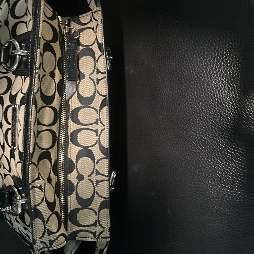 EUC Coach handbag - Picture 11 of 11